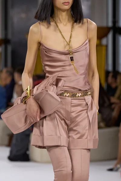 Look 121